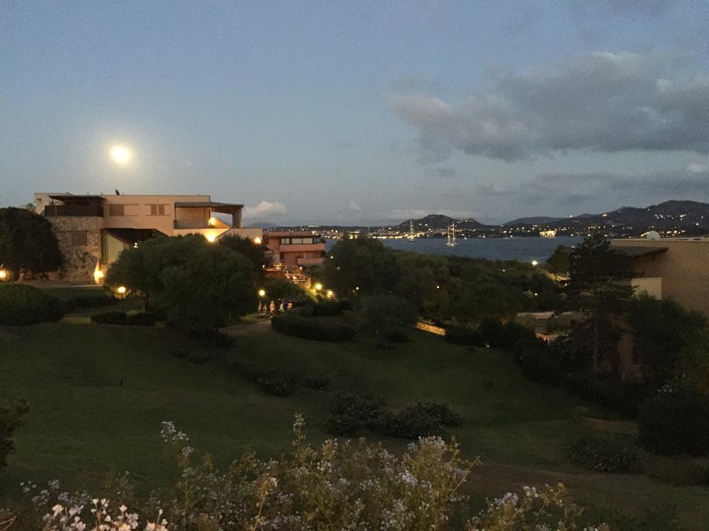 Luxury Apartment Sardegna Маріна-ді-Портіско Номер фото