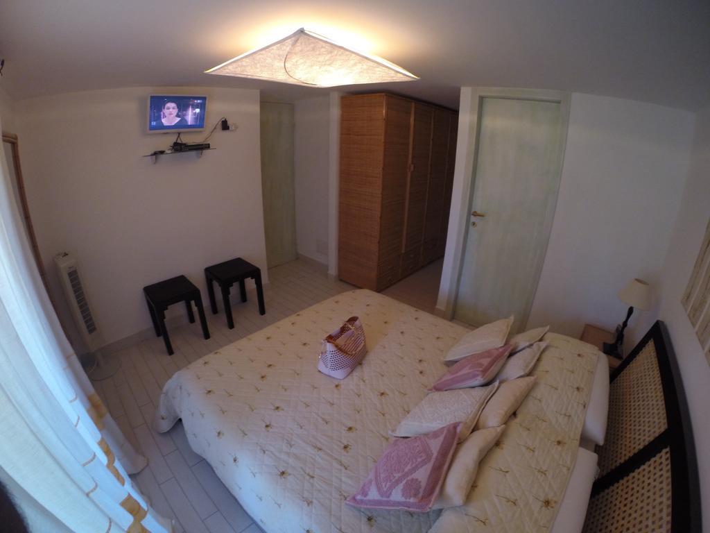 Luxury Apartment Sardegna Маріна-ді-Портіско Номер фото